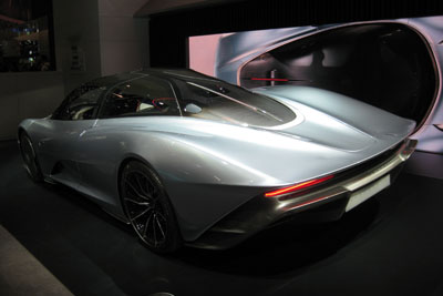 McLaren Hybrid Speedtail -three seats-1036 bhp - 250 mph